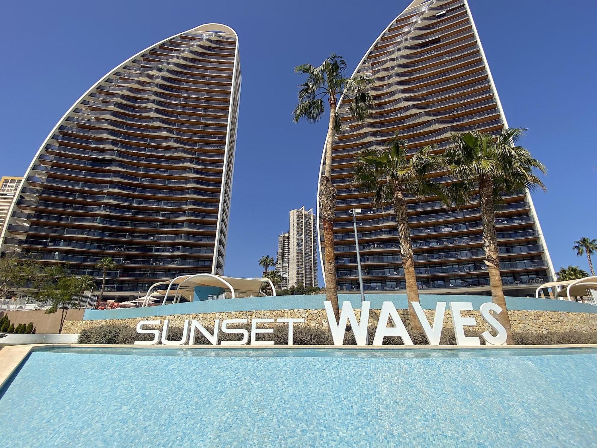 Lujoso Apartament Con Impresionantes Vistas Al Mar ベニドルム エクステリア 写真