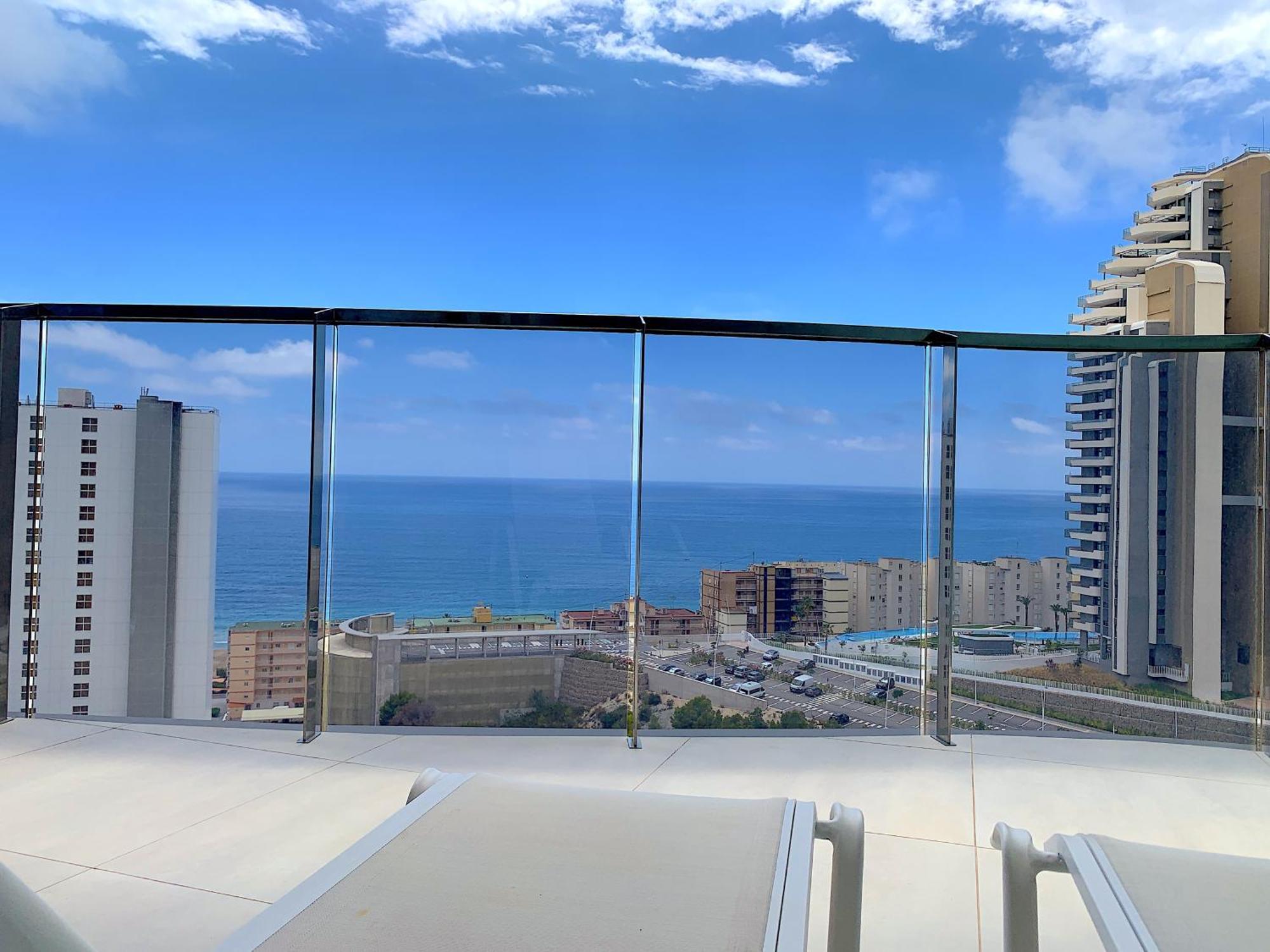 Lujoso Apartament Con Impresionantes Vistas Al Mar ベニドルム エクステリア 写真